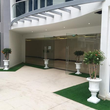 Luxury Business Suits In Grand Avenue By Pattaya City Estates Εξωτερικό φωτογραφία