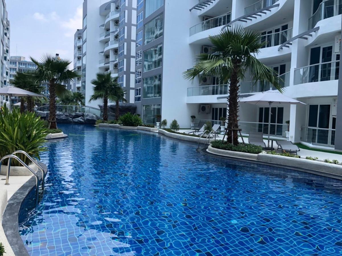 Luxury Business Suits In Grand Avenue By Pattaya City Estates Εξωτερικό φωτογραφία
